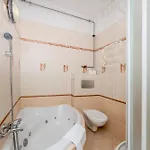 Apartmán Nowa Huta Standard By Bookinghost *