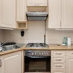 Nowa Huta Standard By Bookinghost Apartmán