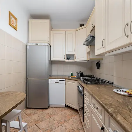 Appartement Nowa Huta Standard By Bookinghost *
