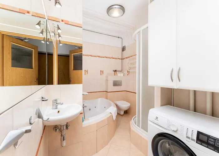 Nowa Huta Standard By Bookinghost * Krakau